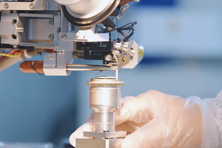 红外“大脑”怎么选？FPGA、ASIC 芯片深度解析