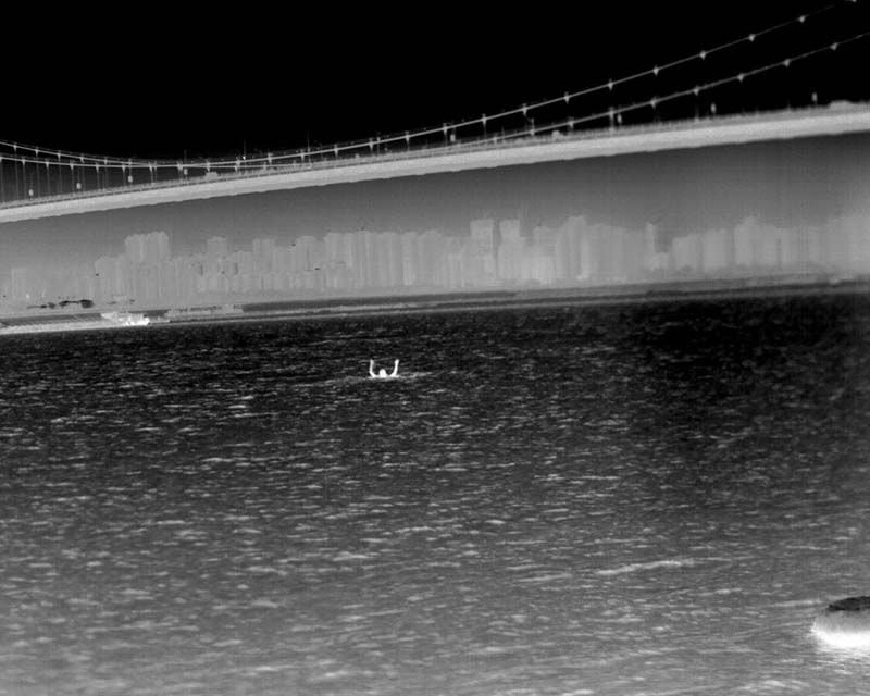 江面救援 (1) 江面救援 (1)