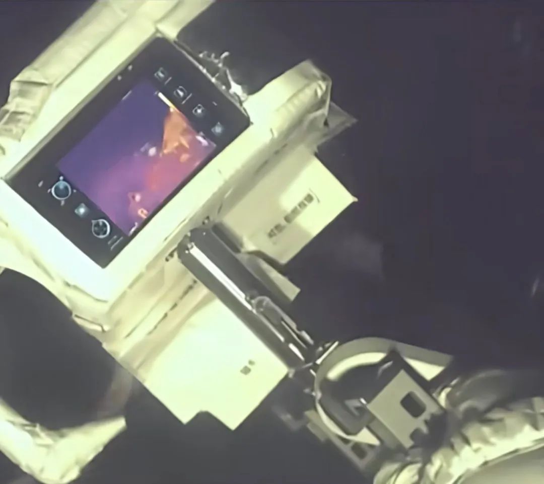 adcaa8938f9d621c2600cc25f5ba2d6b